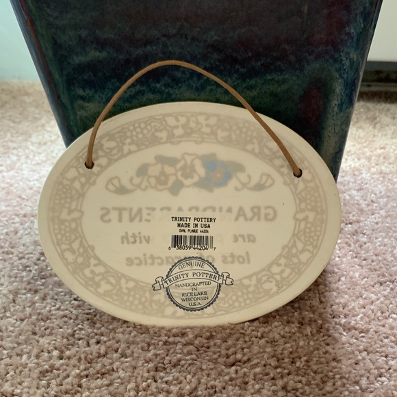 Trinity Pottery Oval Grandparents Plaque - Picture 2 of 5